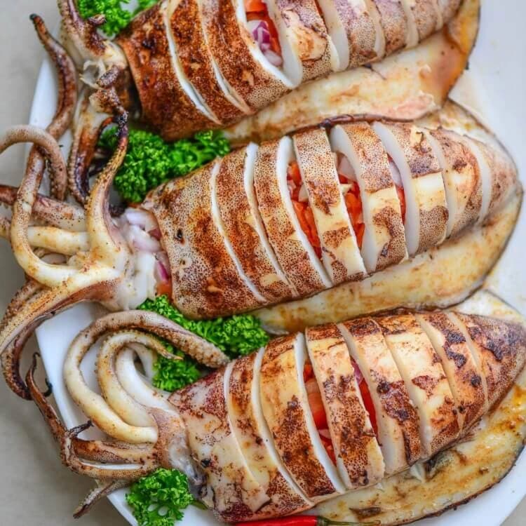 غذاهای سنتی قشم؛ راهنمای کامل طعم‌های محلی و دریایی جزیره